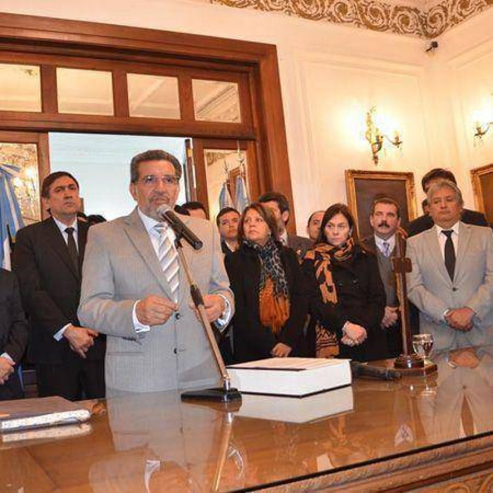 Asumieron sus cargos los nuevos funcionarios del gabinete de Beder Herrera