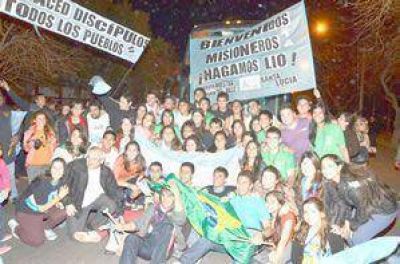 J�venes misionar�n en J�chal en 2014