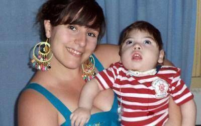 Ca�uelas: La desesperada carta a Fassi de una madre que necesita llevar a su hijo a China