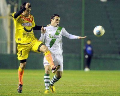 B Nacional: Crucero batall� hasta el final pero cay� frente a Banfield