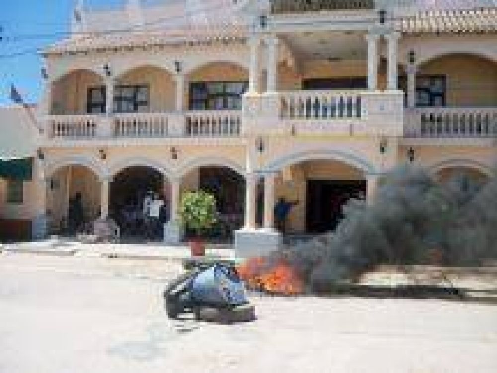 Sigue el conflicto municipal en Colonia Santa Rosa