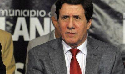 "No va a haber una estampida de intendentes", asegur� el kirchnerismo