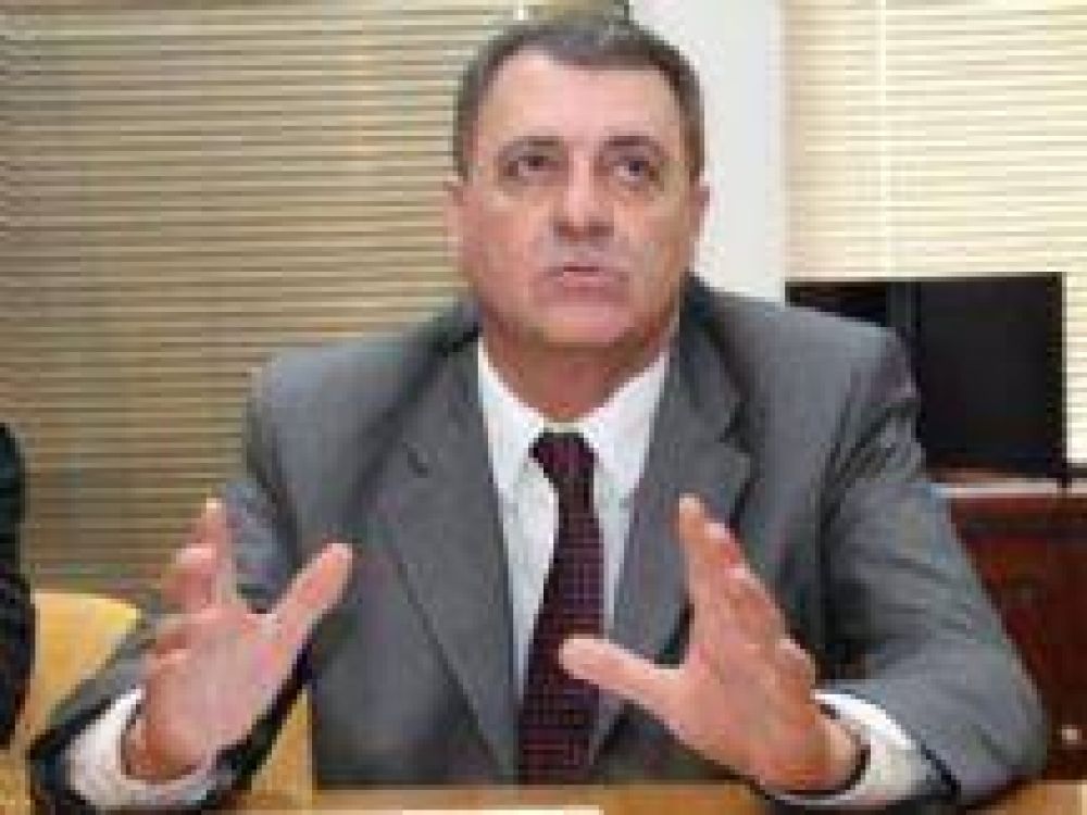 Loutaif: "El municipio de Colonia Santa Rosa no ser� intervenido"
