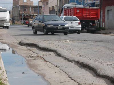 Notable deterioro de la calle Amoedo