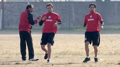 El Santo est� ansioso por empezar el torneo ganando