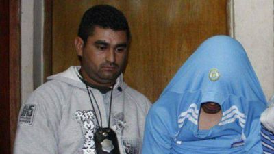 Apu�alan a un sereno y los atrapan cuando escapaban