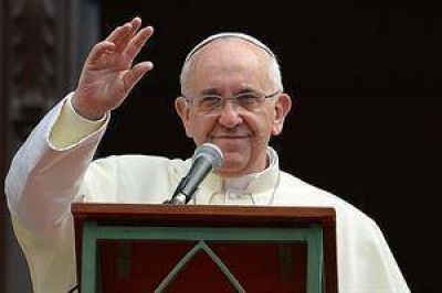 El Papa don� 100 mil euros a la Argentina