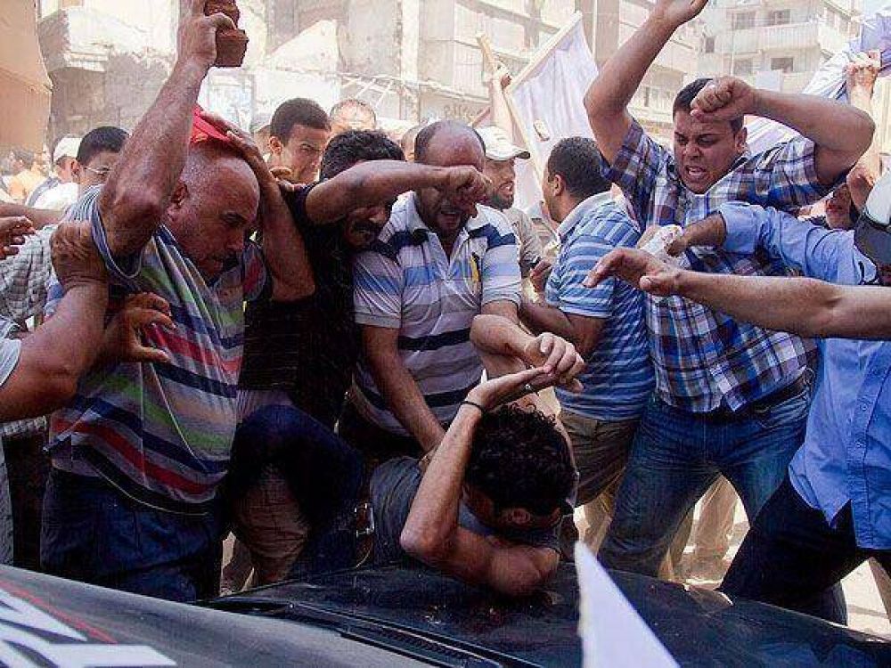 Renunci� el vicepresidente de Egipto en medio de la revuelta