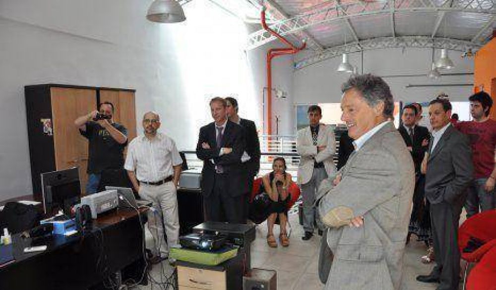 Cabrera se reuni� con empresarios