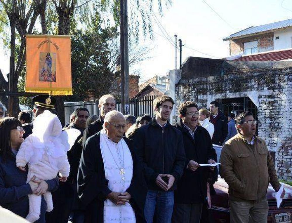Tras muchos a�os, se realiz� una Procesi�n en el barrio San Jorge