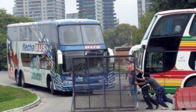 Planean cortes en la terminal de �mnibus del barrio de Retiro