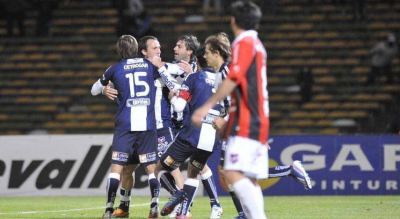 Talleres, con mucho coraz�n y poco f�tbol, empat� con Douglas Haig pero perdi� a Klusener