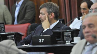 Efecto Baldassi: Pretto se va del bloque delasotista y forma la bancada del PRO