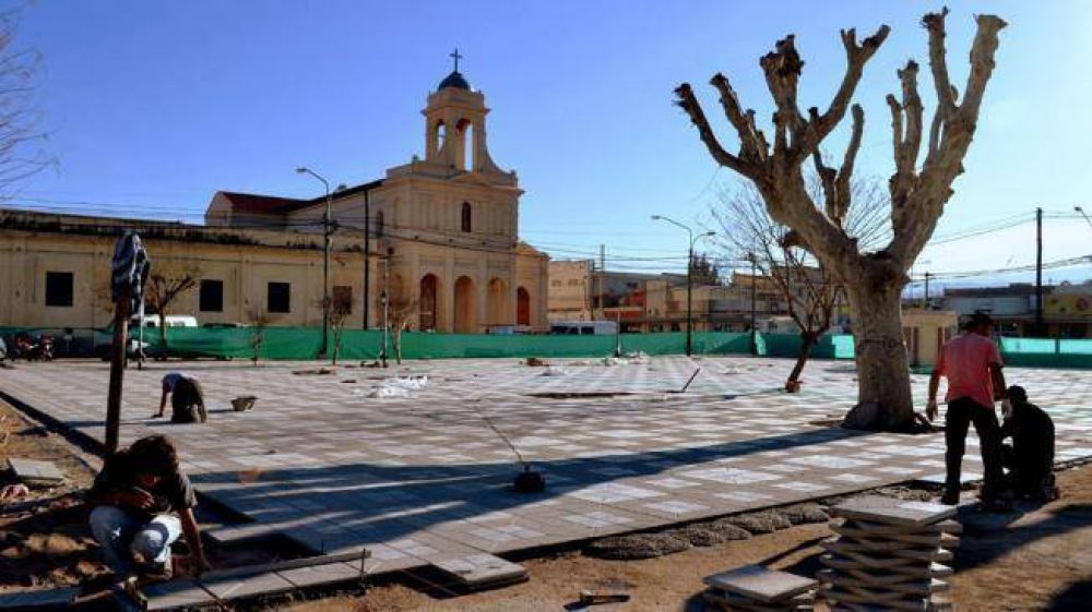 Obras contrarreloj, a un mes de la beatificaci�n