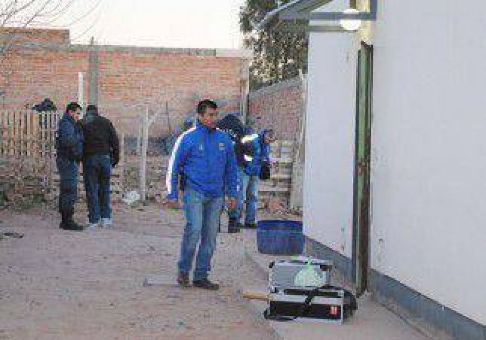 Qued� arrestado el hijo de la mujer asesinada 