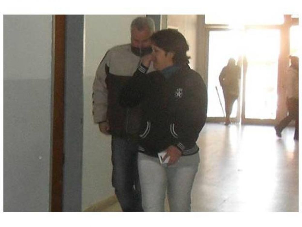 Juzgan a un colectivero por violar y embarazar a una chica