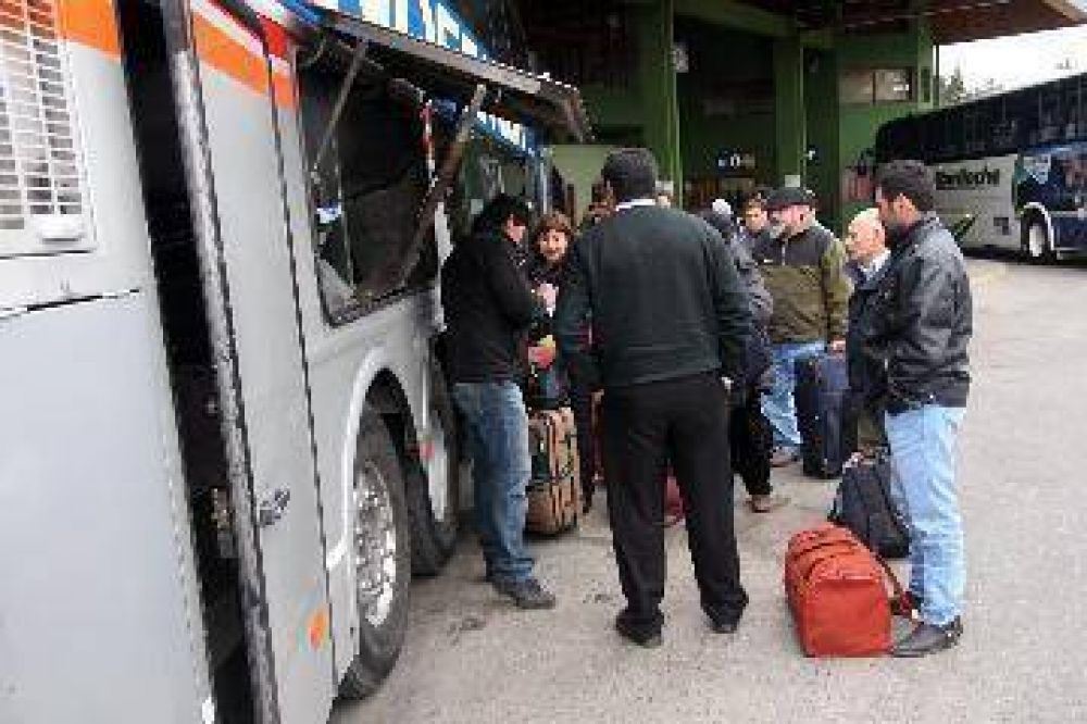 Transportistas se reh�san a contratar maleteros