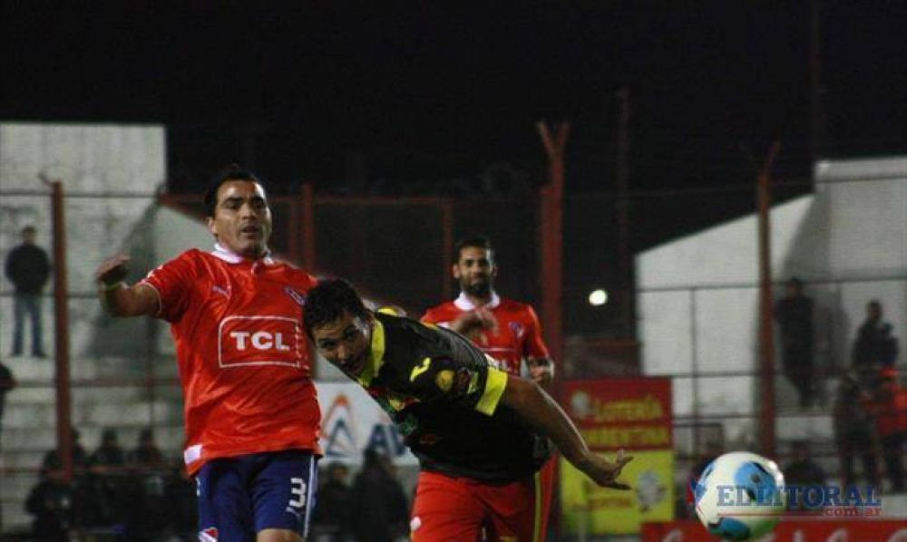 Boca Unidos careci� de profundidad y no pudo aprovechar el hombre de m�s