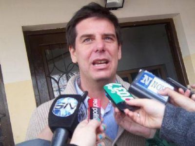 Gonzalo Atanasof: �Hay una gran cantidad de vasos comunicantes entre el massismo y el cristinismo�