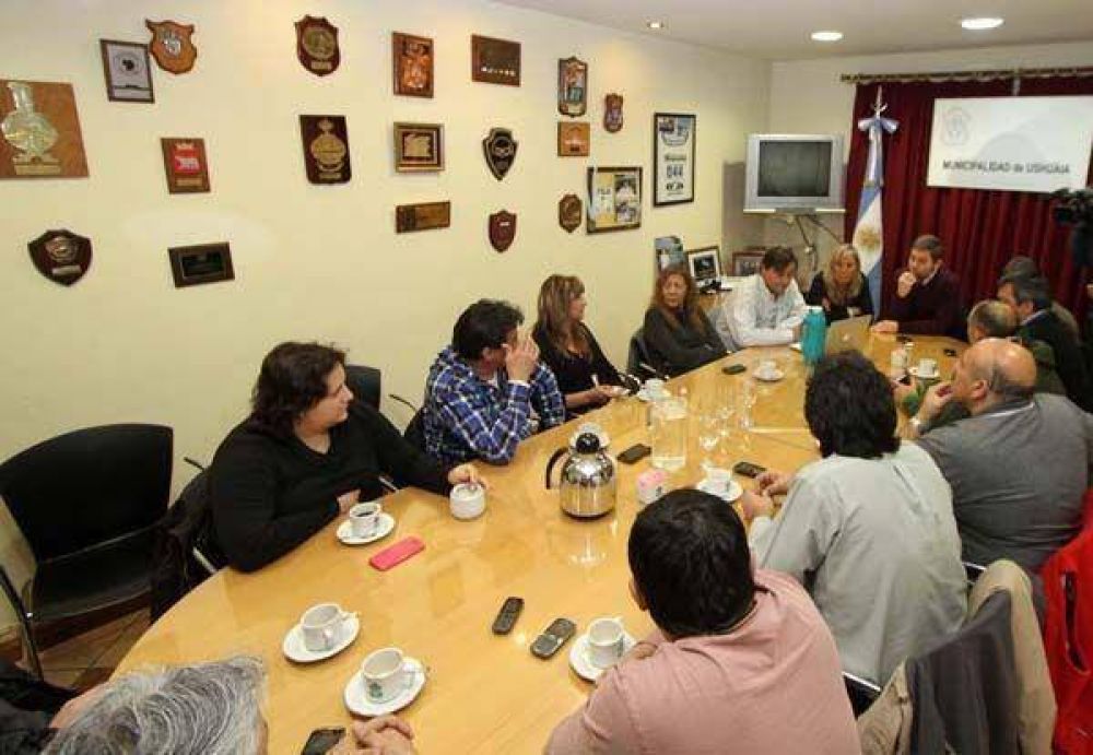 Municipales de Ushuaia consiguieron aumento del 10 por ciento