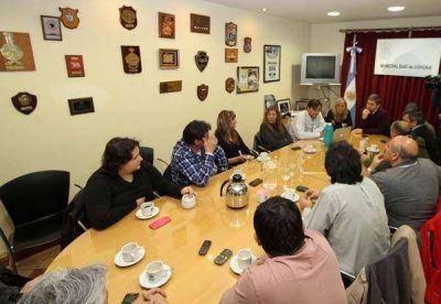 Municipales de Ushuaia consiguieron aumento del 10 por ciento
