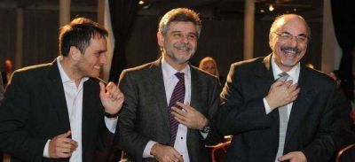 Cristina eligi� a Tomada como legislador y mencionan a Recalde y Cal� para Trabajo