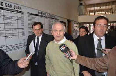  La jueza proces� a todos los imputados
