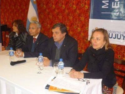 Buscan fortalecer la educaci�n rural con la generaci�n de proyectos productivos