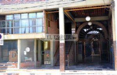 Padre acusado de abuso fue absuelto por errores