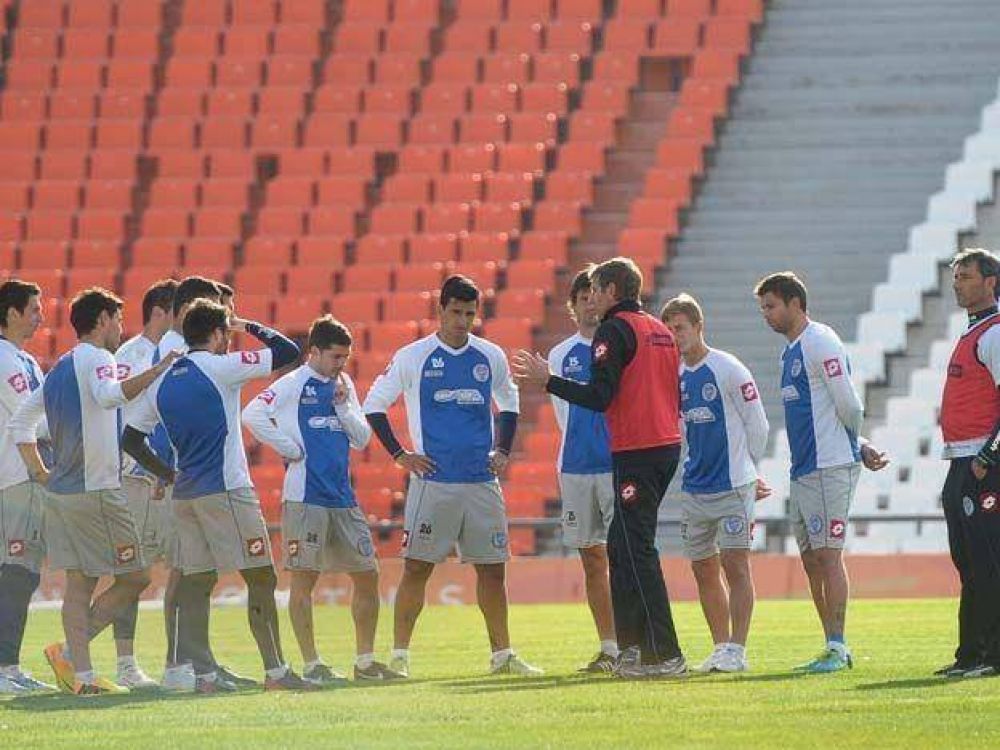 Se mira y no se toca: Palermo repite el equipo que perdi� con Quilmes