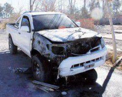 Ullum: quemaron la camioneta del intendente y �l lo atribuye a cuestiones pol�ticas