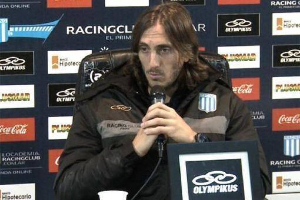 Zubeld�a: �Cuando no se dan los resultados, en Racing hay reclamos�