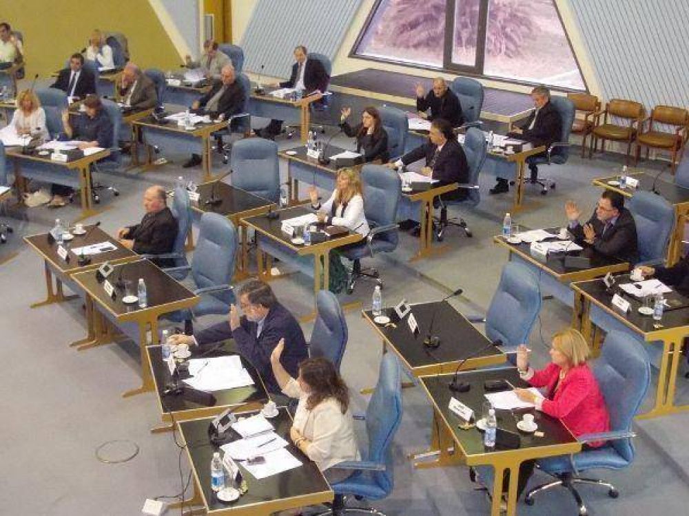 Diputados aprob� nuevo edificio para Escuela Normal y residencia estudiantil en Acha