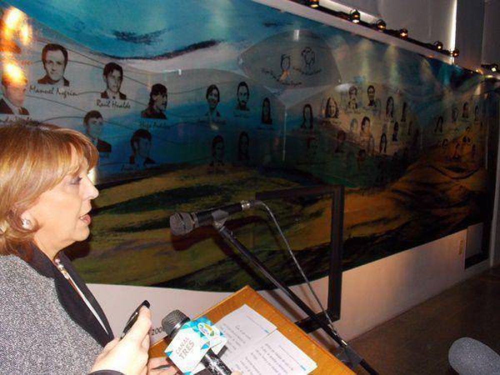 Inauguraron mural en homenaje a desaparecidos