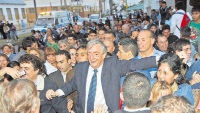 Kirchner promete asumir su banca