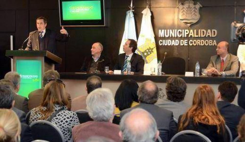 Mestre reconoci� que una UTE se har� cargo de Tamse, pero dej� muchas dudas