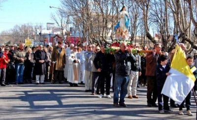Saladillo honr� en procesi�n a su Patrona