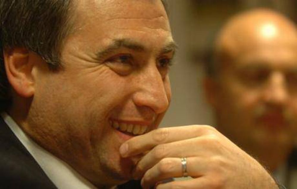 Mestre: No va a subir el boleto