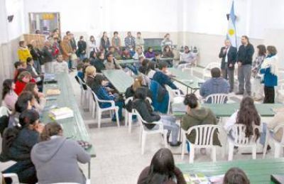 Comenzaron dos ciclos secundarios