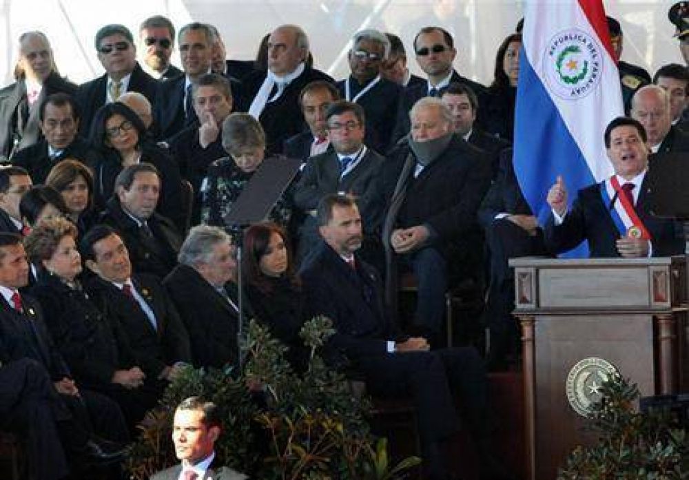 Cartes asumi� la presidencia con gui�os a los l�deres del Mercosur