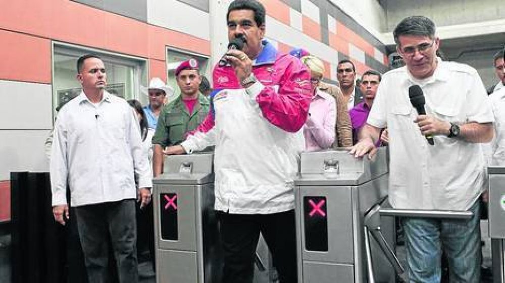 Denuncian que Maduro usa la homofobia como arma pol�tica