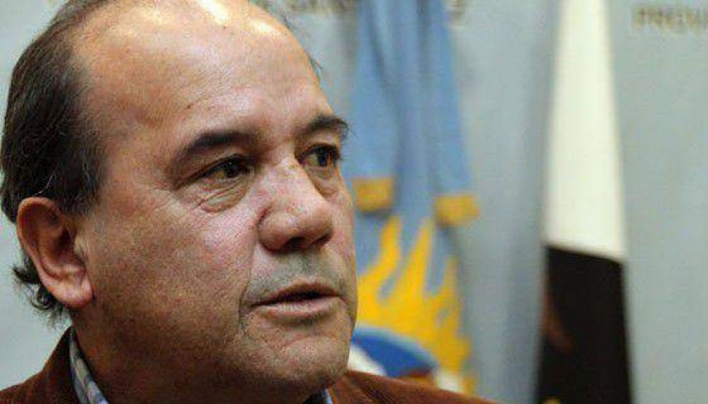 Nuevo acueducto: "No pudimos responder nada porque es una obra anunciada por el Gobernador de Chubut"