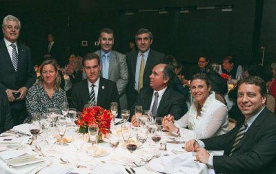 Tientan a empresarios tur�sticos a invertir en el rubro de congresos