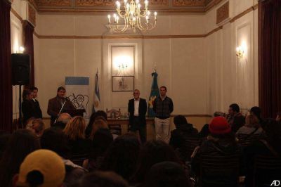 En San Miguel entregaron c�dulas de identidad a ciudadanos paraguayos