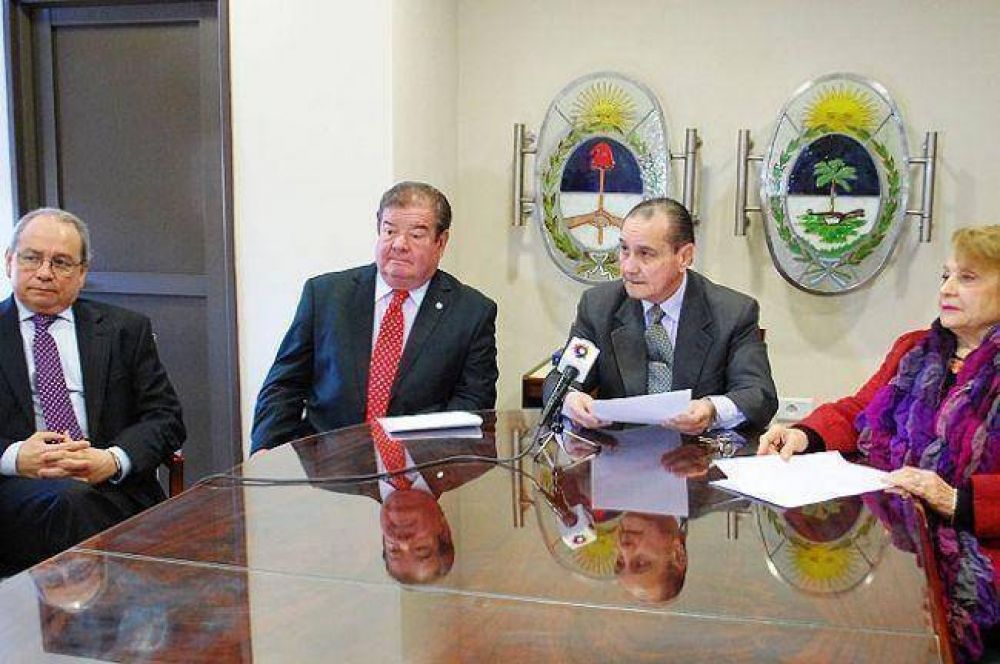 �Una elemental falta de consideraci�n y respeto institucional�
