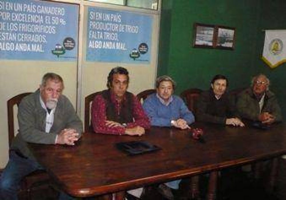 ARPA confirm� suspensi�n de la expo 2013.