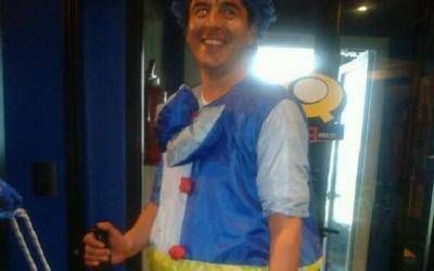 Quilmes: Payaso se encaden� en la Municipalidad para que aprueben un festival