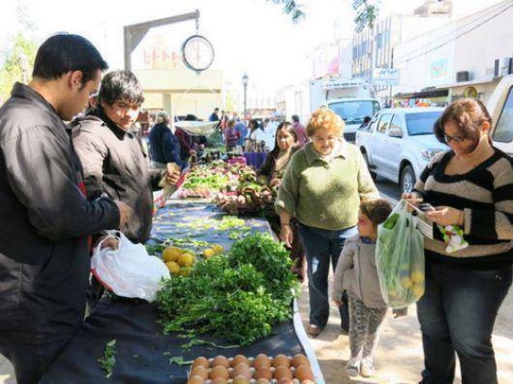 Vecinos del Pirayu� podr�n comprar alimentos frescos