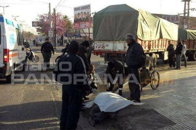 Cami�n termin� con la vida de un discapacitado en Belgrano y Sol�s