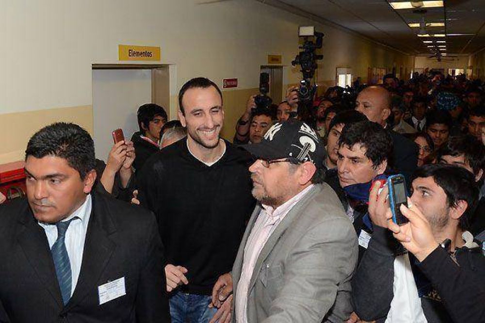 "Manu" qued� asombrado por el F�rum